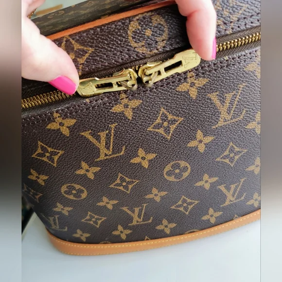 Louis Vuitton Monogram Nice Vanity Case - Picture 8 of 17